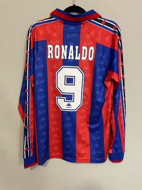 Vintage Barcelona 1996/1997 Ronaldo El Fenomeno home long sleeve soccer jersey